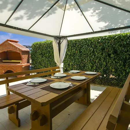 Kalas アパート *